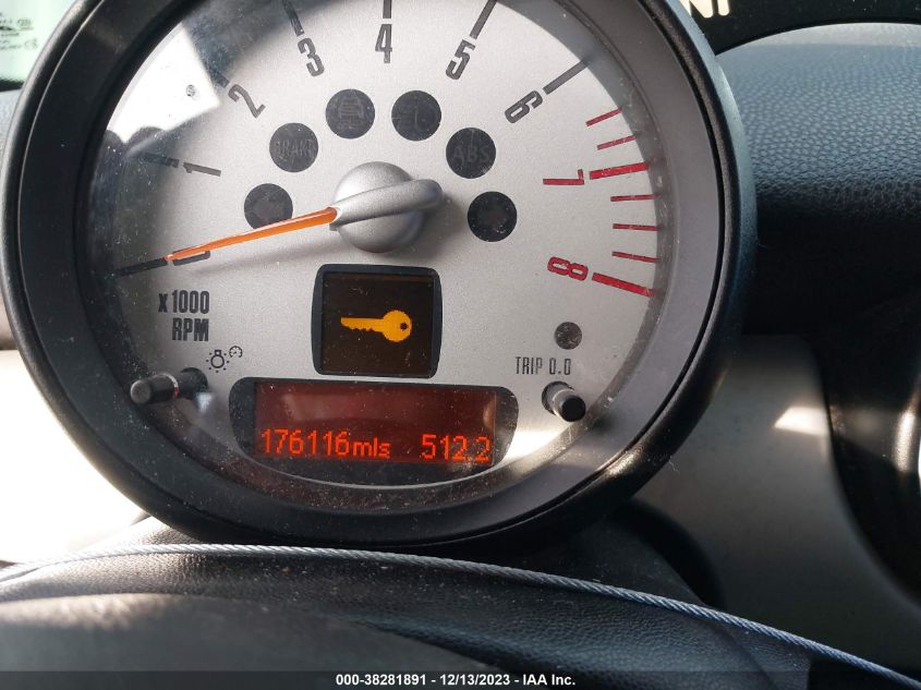 2013 MINI COOPER HARDTOP COOPER (M6) - WMWSU3C5XDT548000