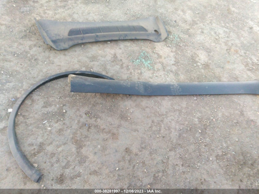 VIN 7SAYGDEE8PF629207 2023 TESLA MODEL Y