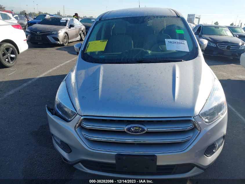 2017 FORD ESCAPE SE - 1FMCU9G91HUC88265