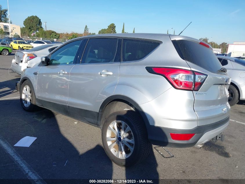 2017 FORD ESCAPE SE - 1FMCU9G91HUC88265