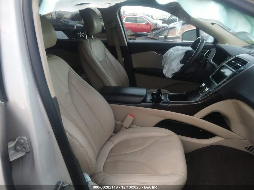 2019 LINCOLN NAUTILUS SELECT - 2LMPJ6K9XKBL35486