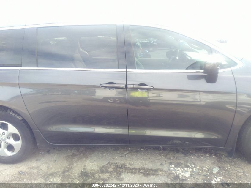 2017 CHRYSLER PACIFICA LX - 2C4RC1CGXHR594112