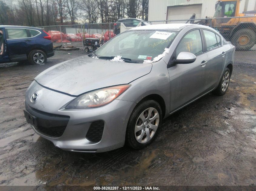 2013 MAZDA MAZDA3 I SV - JM1BL1TG1D1788382