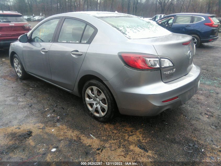 2013 MAZDA MAZDA3 I SV - JM1BL1TG1D1788382