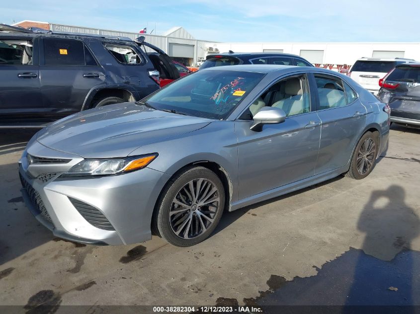 2019 TOYOTA CAMRY SE - 4T1B11HK7KU696073