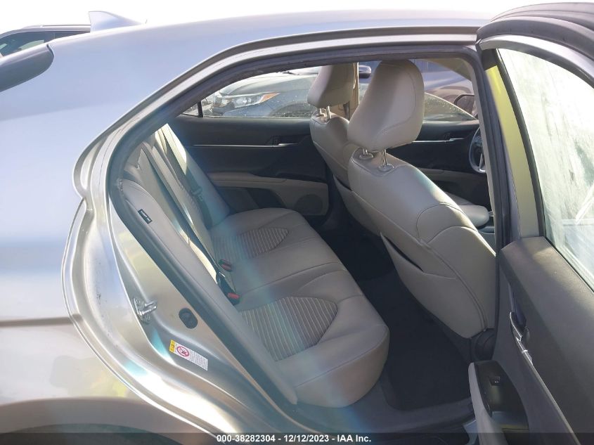 2019 TOYOTA CAMRY SE - 4T1B11HK7KU696073