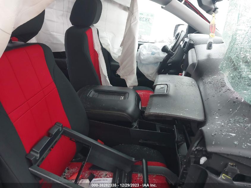 2016 CHEVROLET SILVERADO 1500 LT - 1GCVKREC1GZ242213