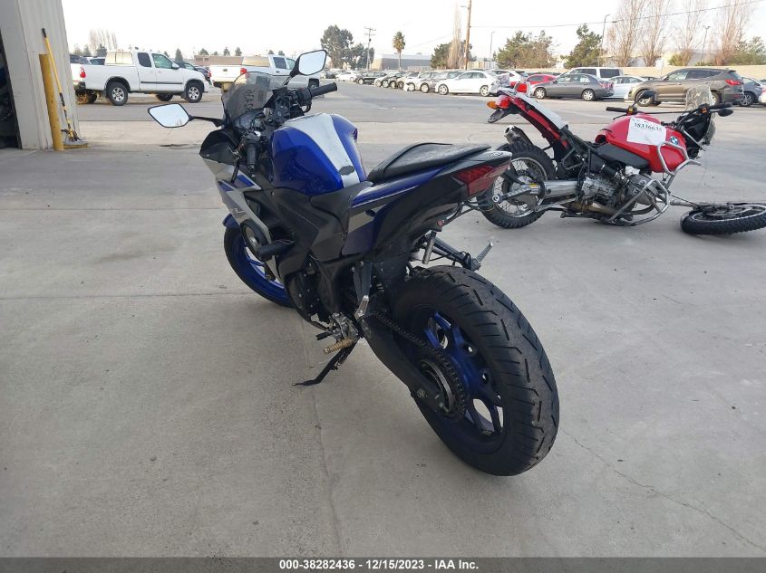 2015 YAMAHA YZFR3 MH3RH06Y4FK005309