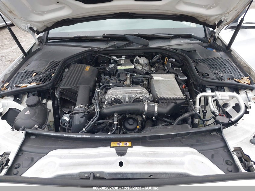 VIN 55SWF4JB9JU269342 2018 MERCEDES-BENZ C 300