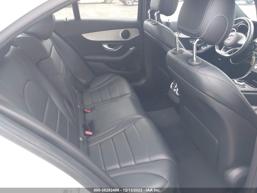 VIN 55SWF4JB9JU269342 2018 MERCEDES-BENZ C 300