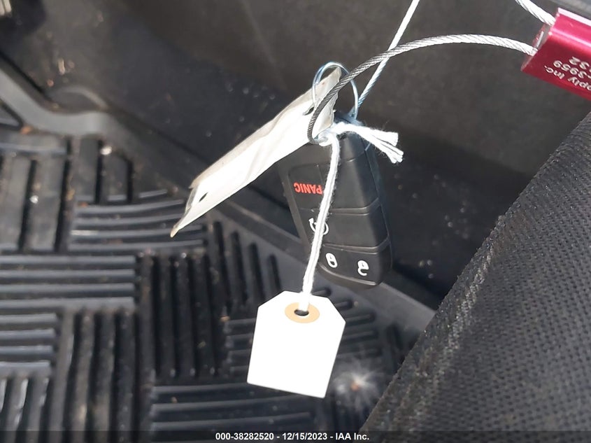 VIN ZACNJCBB6MPM24444 2021 JEEP RENEGADE LATITUDE FWD