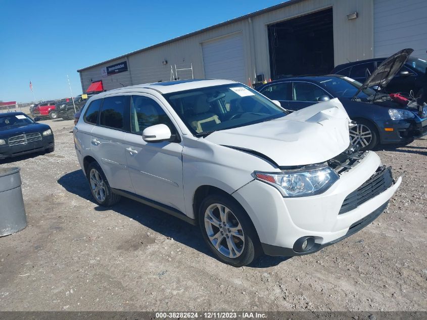 2014 MITSUBISHI OUTLANDER SE - JA4AD3A3XEZ015959