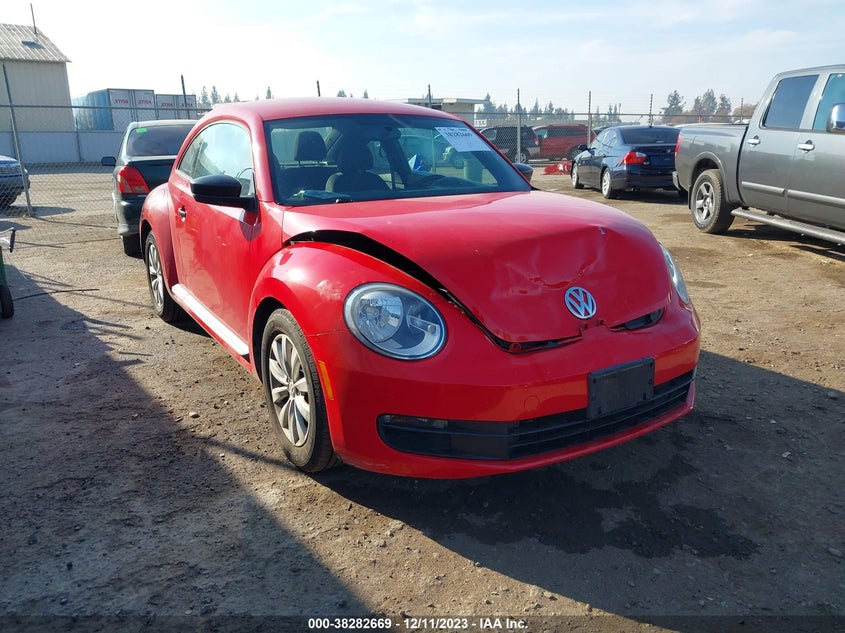 2013 VOLKSWAGEN BEETLE