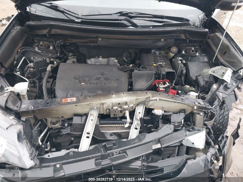 2019 MITSUBISHI OUTLANDER SE - JA4AZ3A35KZ047988
