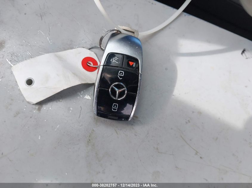 2018 MERCEDES-BENZ E 400 WDD1J6FBXJF009855