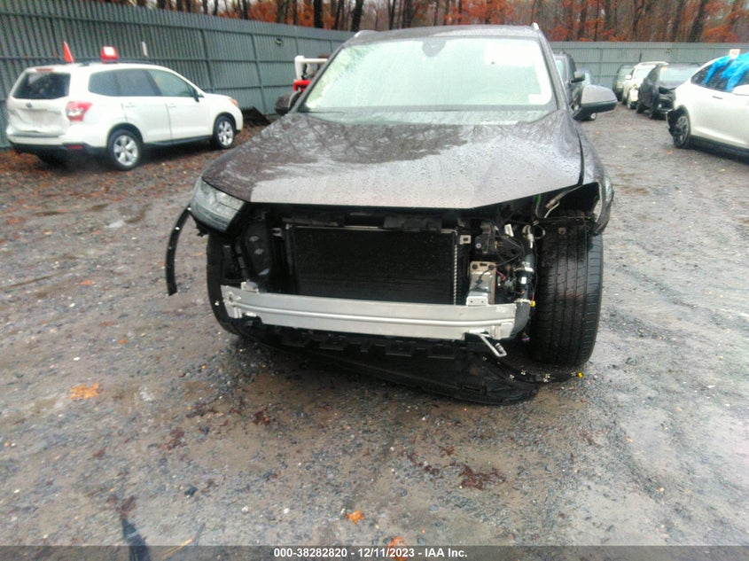 VIN WA1LHAF71KD018268 2019 AUDI Q7 PREMIUM PLUS/SE PREMIUM P