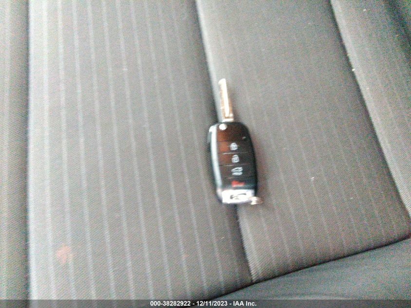 2018 KIA FORTE LX - 3KPFL4A70JE269998