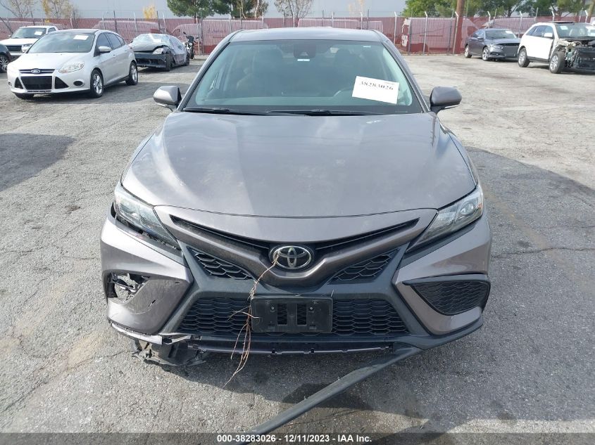 2022 TOYOTA CAMRY SE/SE NIGHT SHADE - 4T1G11AK2NU622743