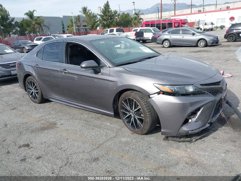 2022 TOYOTA CAMRY SE/SE NIGHT SHADE - 4T1G11AK2NU622743