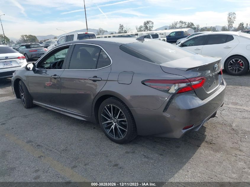 2022 TOYOTA CAMRY SE/SE NIGHT SHADE - 4T1G11AK2NU622743