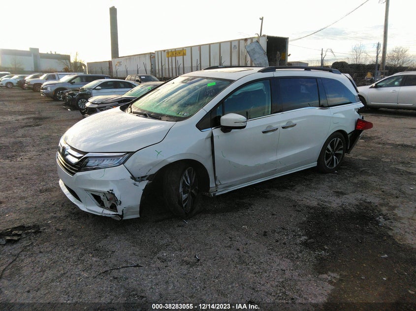 VIN 5FNRL6H98JB043847 2018 HONDA ODYSSEY ELITE