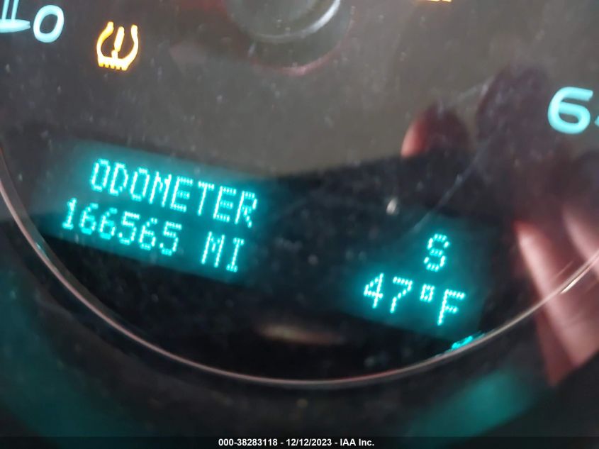 2013 CHEVROLET SUBURBAN 1500 LTZ - 1GNSKKE70DR111578