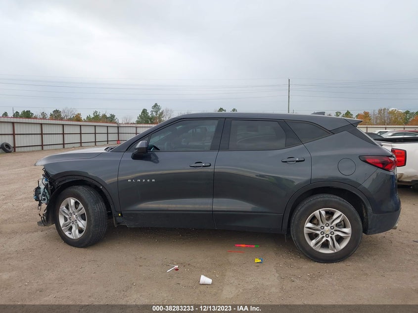 VIN 3GNKBCRS0MS580963 2021 CHEVROLET BLAZER 2LT