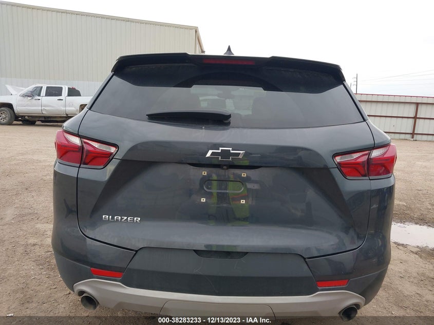 VIN 3GNKBCRS0MS580963 2021 CHEVROLET BLAZER 2LT