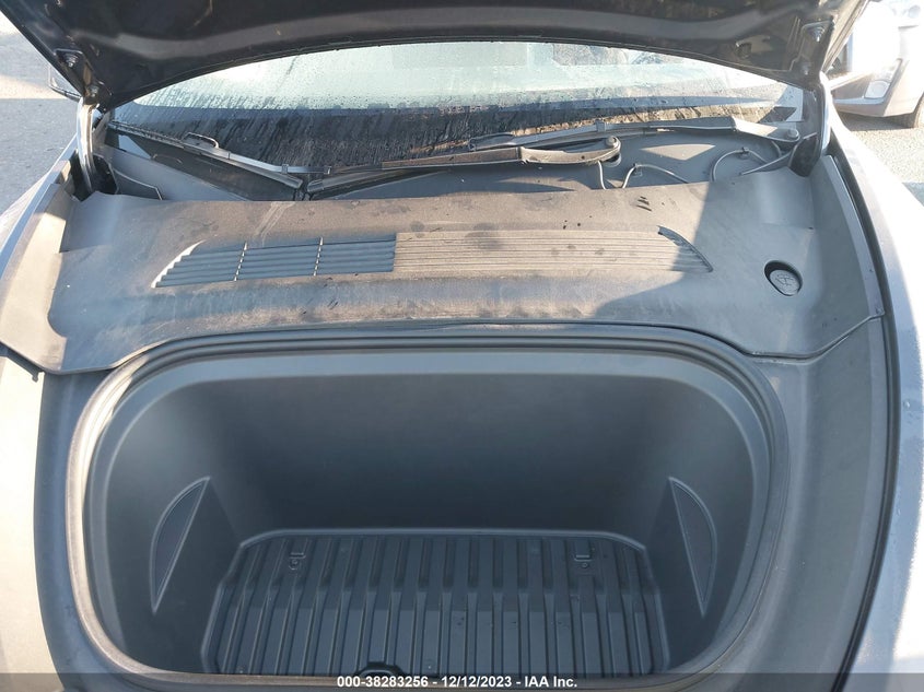 VIN 5YJYGAEE9MF216171 2021 TESLA MODEL Y