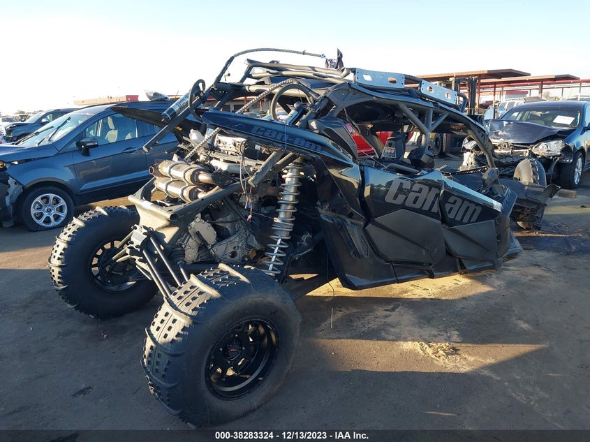 VIN 3JBVNAW41JK000755 2018 CAN-AM MAVERICK X3 MAX X RS TURBO R