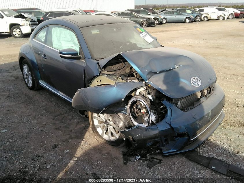 3VWJD7ATXKM713317 VOLKSWAGEN BEETLE 2.0T SE 2019