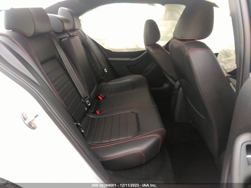 2017 VOLKSWAGEN JETTA GLI - 3VW5T7AJXHM283946