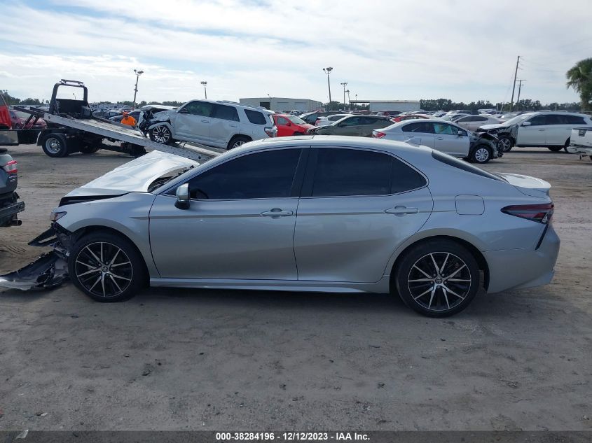 2022 TOYOTA CAMRY SE/NIGHT SHADE - 4T1T11AK5NU682756