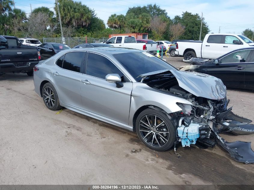 2022 TOYOTA CAMRY SE/NIGHT SHADE - 4T1T11AK5NU682756