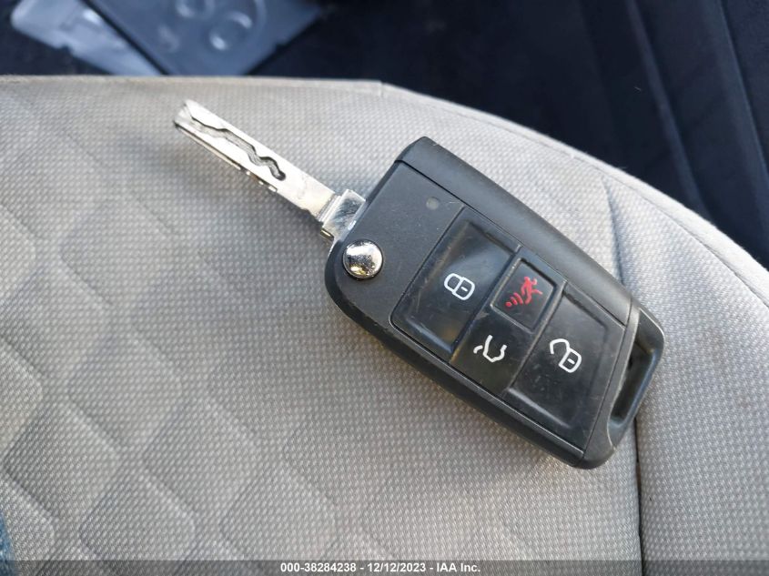 2019 VOLKSWAGEN TIGUAN 2.0T S - 3VV0B7AX4KM188568