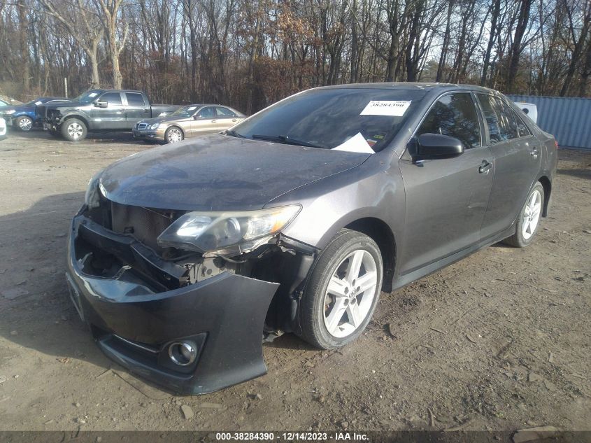 2013 TOYOTA CAMRY SE - 4T1BF1FK4DU642379