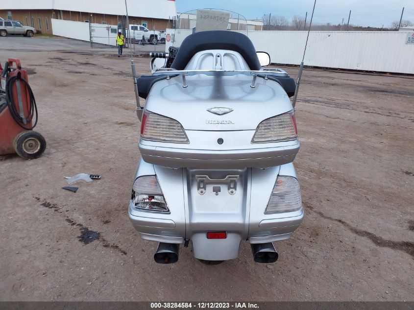 2005 HONDA GL1800 1HFSC47045A406755