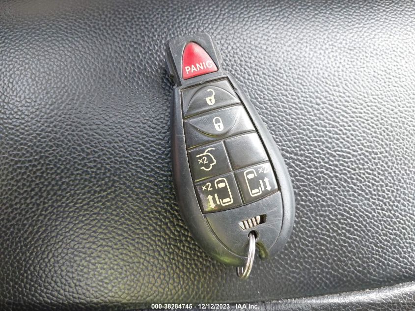 2014 CHRYSLER TOWN  COUNTRY TOURING 2C4RC1BG4ER131430