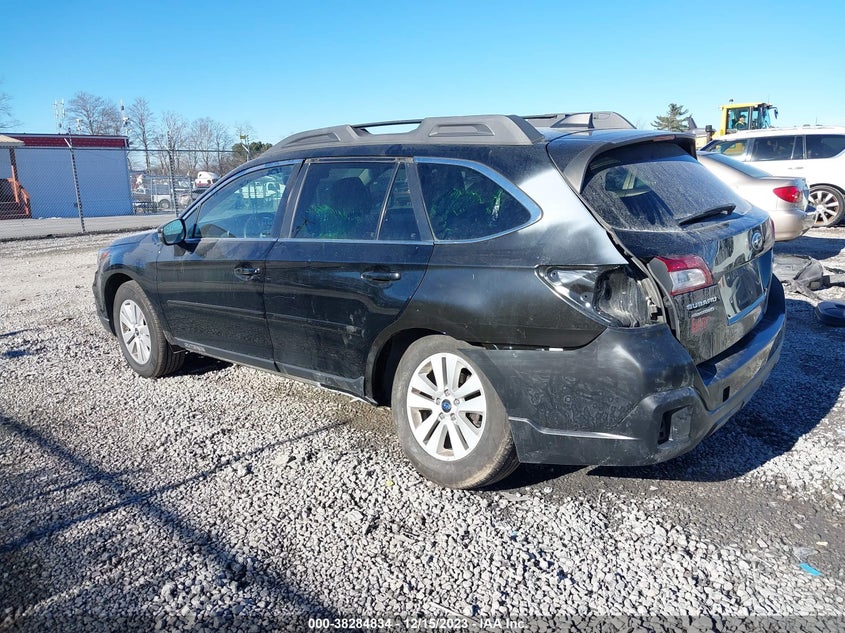 VIN 4S4BSAFCXJ3296229 2018 SUBARU OUTBACK 2.5I PREMIUM