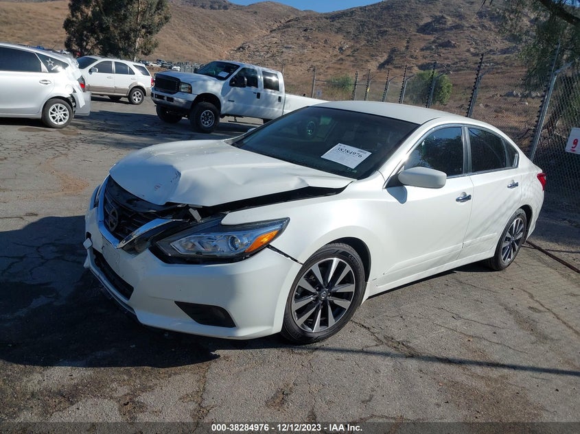 VIN 1N4AL3AP7HC256077 2017 NISSAN ALTIMA 2.5 SV