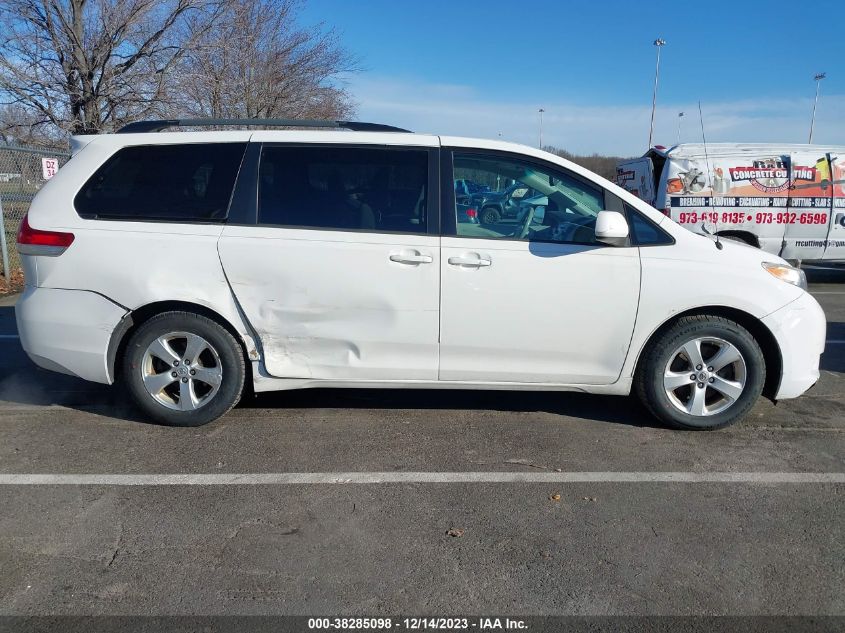 2013 TOYOTA SIENNA LE V6 7 PASSENGER AUTO ACCESS SEAT/LE V6 8 PASSENGER - 5TDKK3DC7D5380014