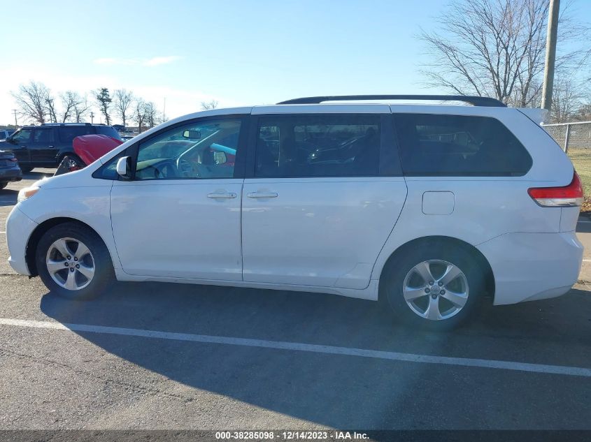 2013 TOYOTA SIENNA LE V6 7 PASSENGER AUTO ACCESS SEAT/LE V6 8 PASSENGER - 5TDKK3DC7D5380014