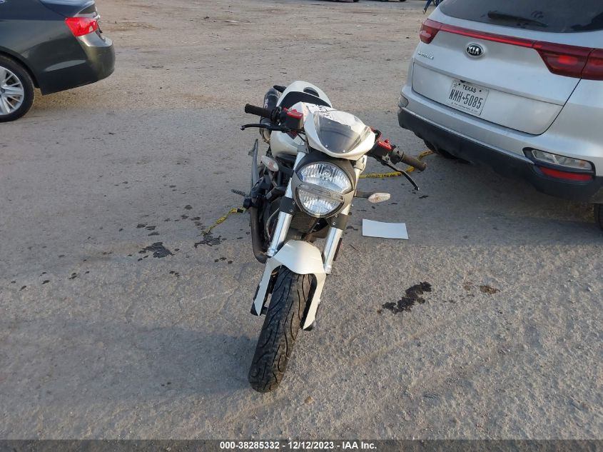 2009 DUCATI MONSTER 696 - ZDM1RADN59B024550