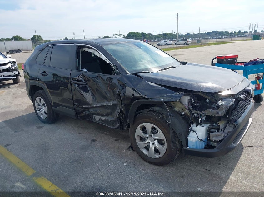 VIN 2T3K1RFV1NW233417 2022 TOYOTA RAV4 LE