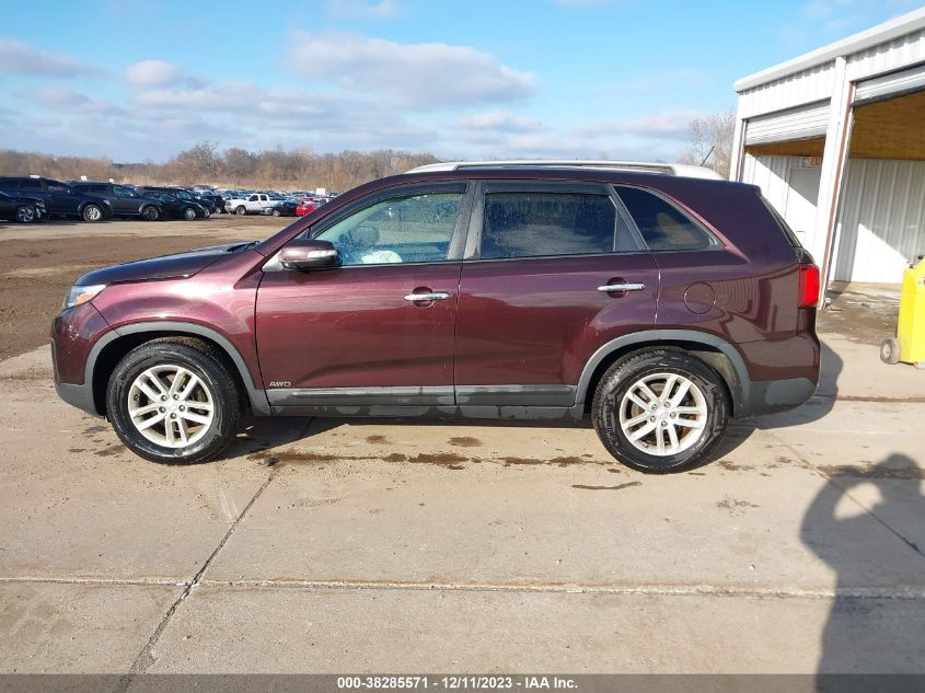 2015 KIA SORENTO LX - 5XYKTCA68FG561005