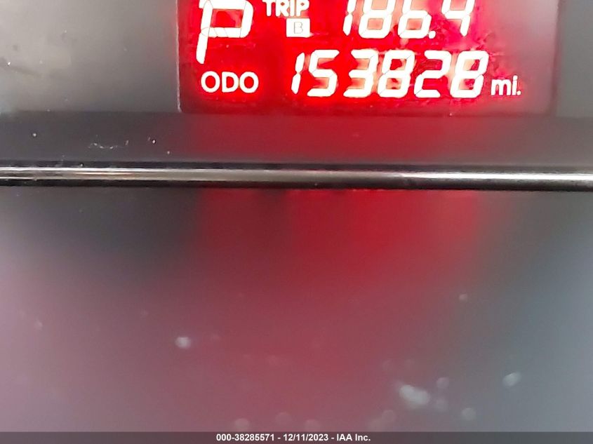 2015 KIA SORENTO LX - 5XYKTCA68FG561005