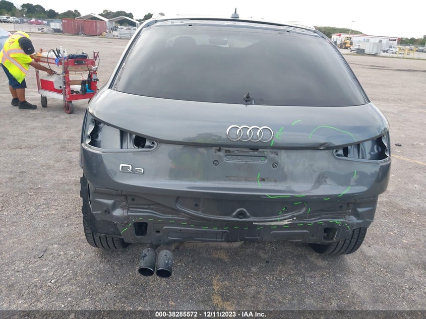 VIN WA1HCCFS1HR005570 2017 AUDI Q3 2.0T PREMIUM