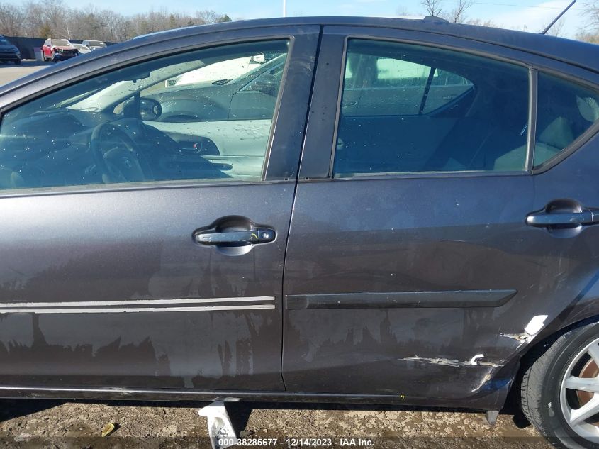 2013 TOYOTA PRIUS C THREE - JTDKDTB35D1039897