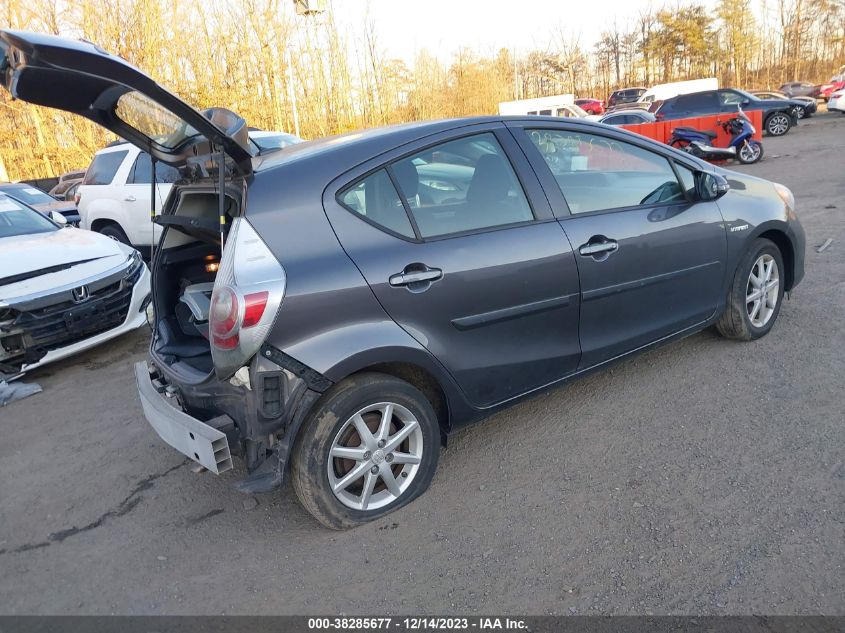 2013 TOYOTA PRIUS C THREE - JTDKDTB35D1039897