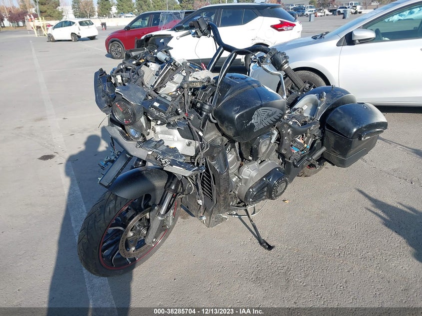 VIN 56KLCDRRXM3402166 2021 INDIAN MOTORCYCLE CO. CHALLENGER DARK HORSE